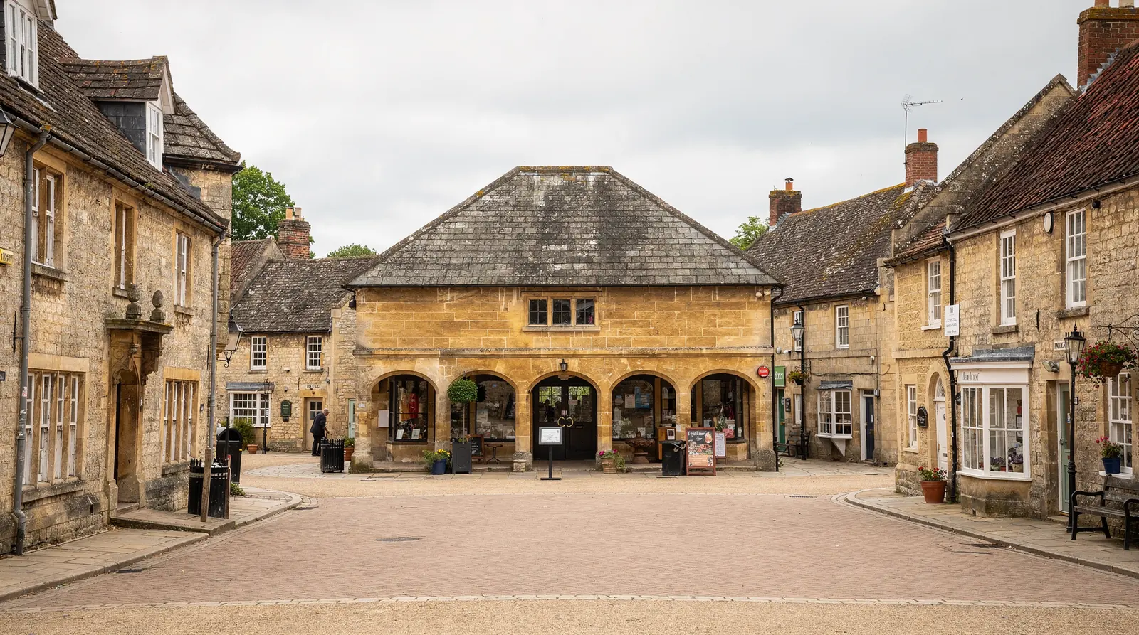 Oxfordshire limestone market square